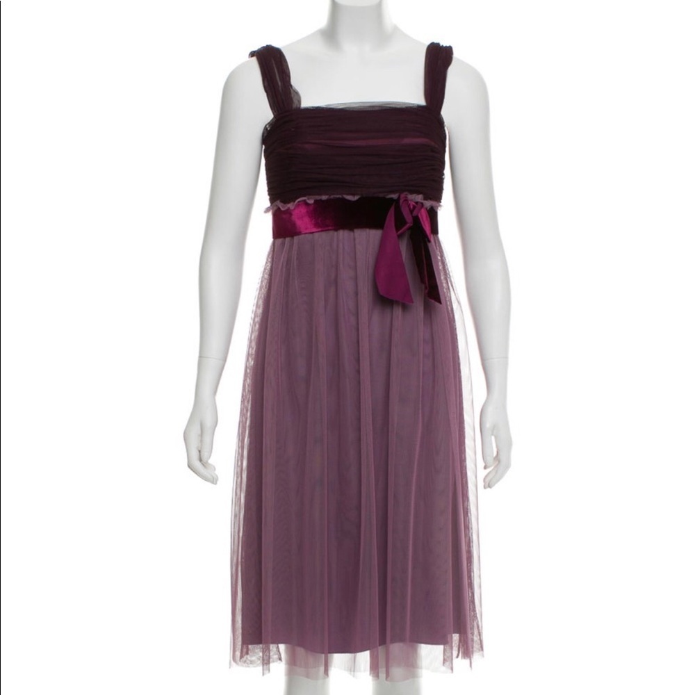 NWT Vera Wang Lavender Label Evening gown with bow